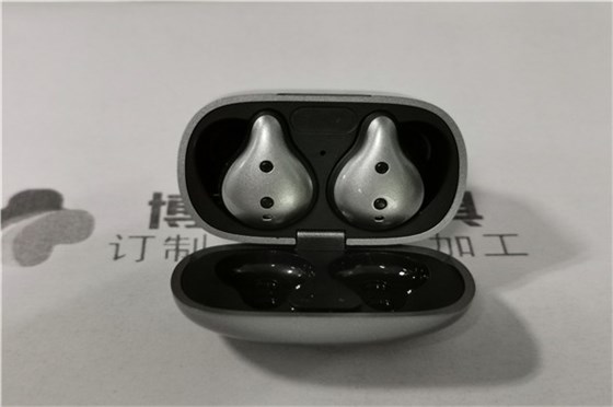 博騰納TWS藍(lán)牙耳機(jī)模具廠——專注領(lǐng)域打造13年，更對(duì)味您的定制需求
