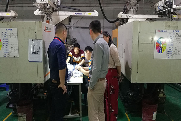 塑膠模具廠——博騰納12年專注塑膠模具定制、注塑加工