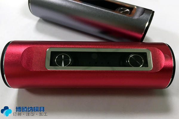 定制塑膠模具——博騰納專業(yè)12年杠杠的！