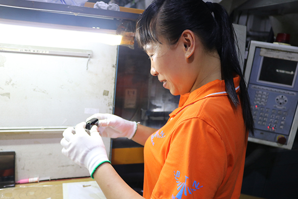 注塑模具制造廠認真‘3步走’，無效工時減少80%！