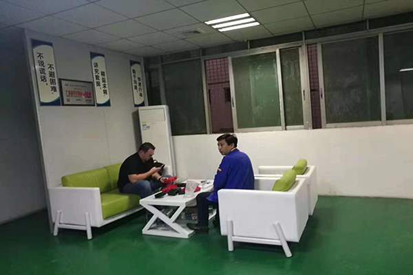 讓人省心注塑模具加工廠——博騰納生產(chǎn)高效，配合默契